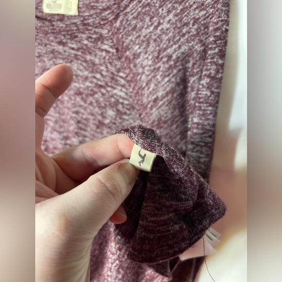 Hollister Co. Women’s Soft and Comfy Long Sleeve Shirt Marled Red/Purple S - Picture 4 of 5